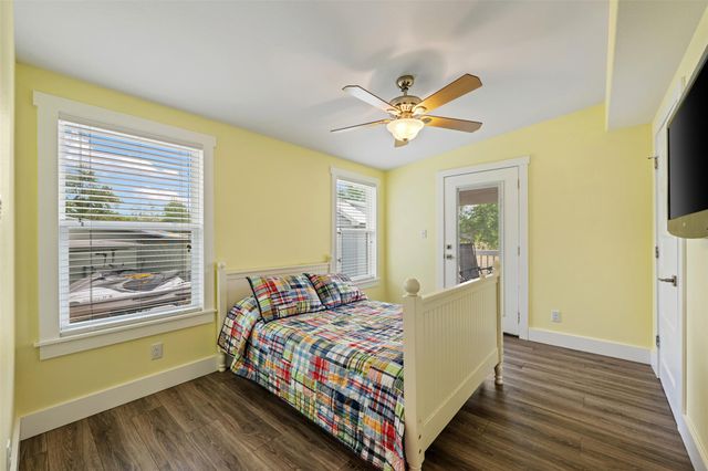 1016 Sherwood Forest DR, Granite Shoals, TX 78654
