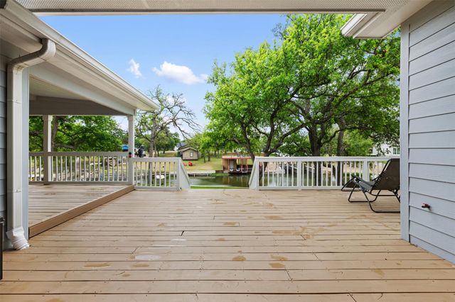 1016 Sherwood Forest DR, Granite Shoals, TX 78654