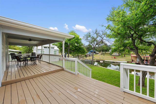 1016 Sherwood Forest DR, Granite Shoals, TX 78654