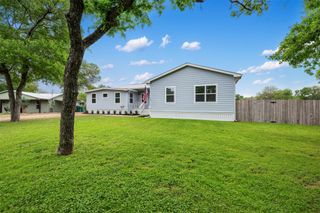 1016 Sherwood Forest DR, Granite Shoals, TX 78654