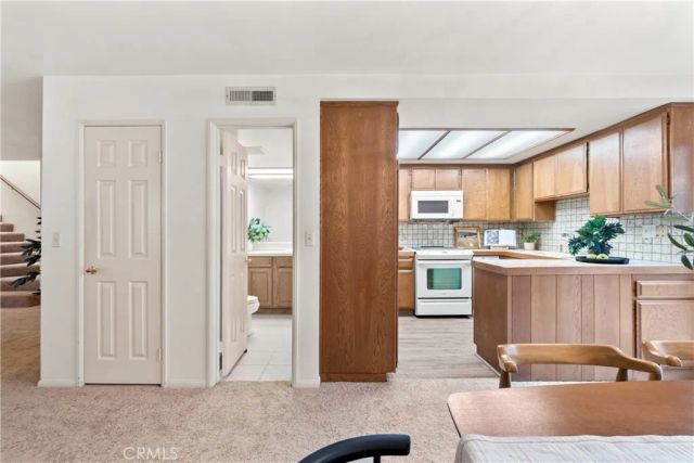 2601 E 19th Street 12, Signal Hill, CA 90755