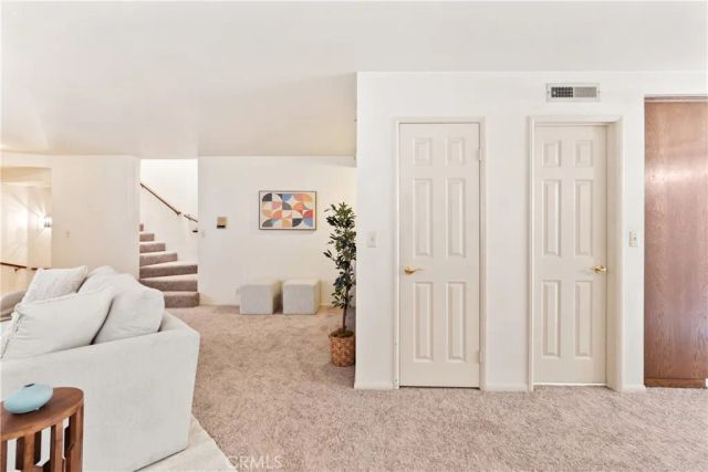 2601 E 19th Street 12, Signal Hill, CA 90755