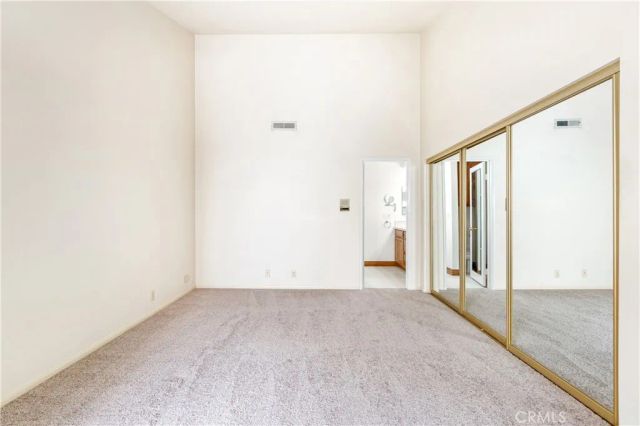 2601 E 19th Street 12, Signal Hill, CA 90755