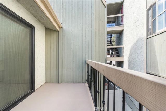 2601 E 19th Street 12, Signal Hill, CA 90755