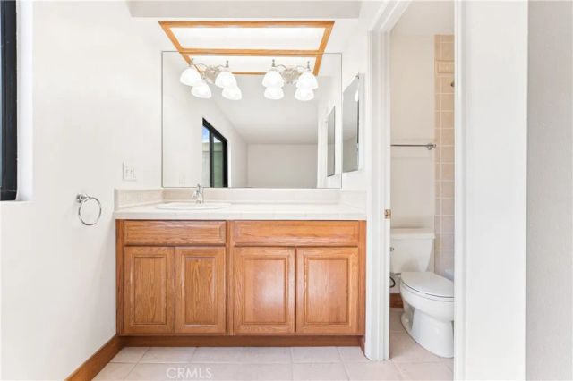 2601 E 19th Street 12, Signal Hill, CA 90755