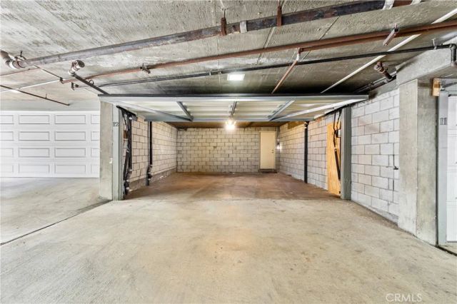 2601 E 19th Street 12, Signal Hill, CA 90755