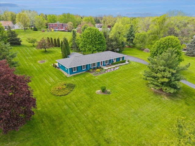 32925 118th STREET, Twin Lakes, WI 53181