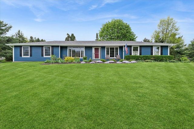 32925 118th STREET, Twin Lakes, WI 53181