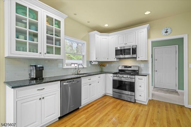 36 Jockey Hollow Rd, Bethlehem Twp., NJ 08802