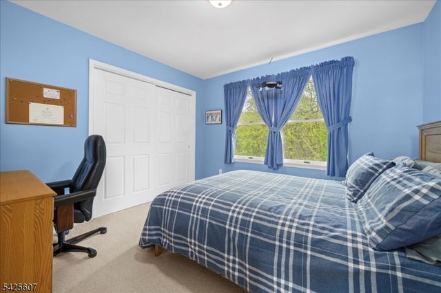36 Jockey Hollow Rd, Bethlehem Twp., NJ 08802