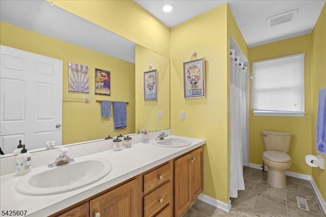 36 Jockey Hollow Rd, Bethlehem Twp., NJ 08802