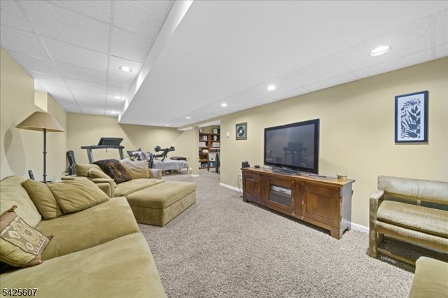 36 Jockey Hollow Rd, Bethlehem Twp., NJ 08802