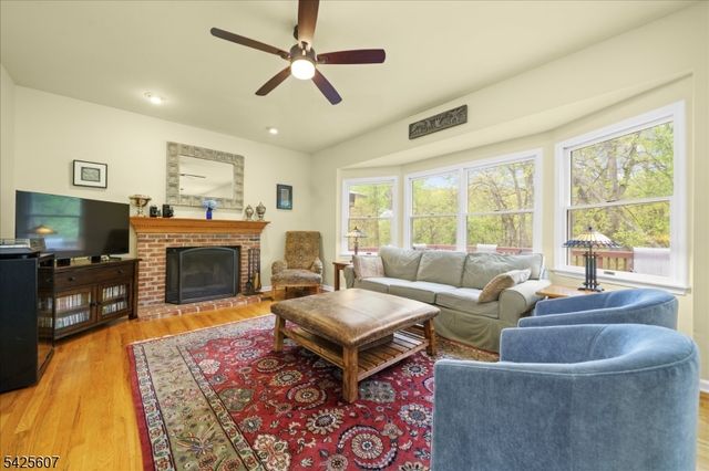36 Jockey Hollow Rd, Bethlehem Twp., NJ 08802