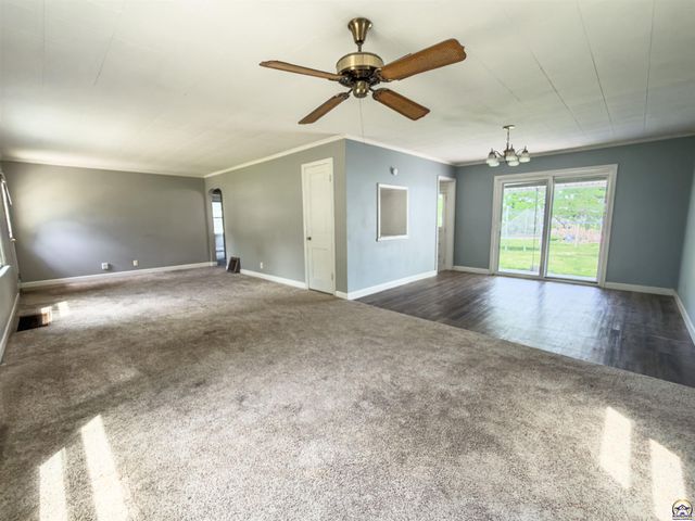 2220 NW Polk ST, Topeka, KS 66608