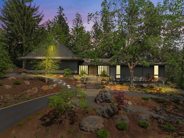 2127 S Helena St, Spokane, WA 99203