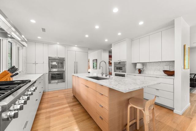 2127 S Helena St, Spokane, WA 99203