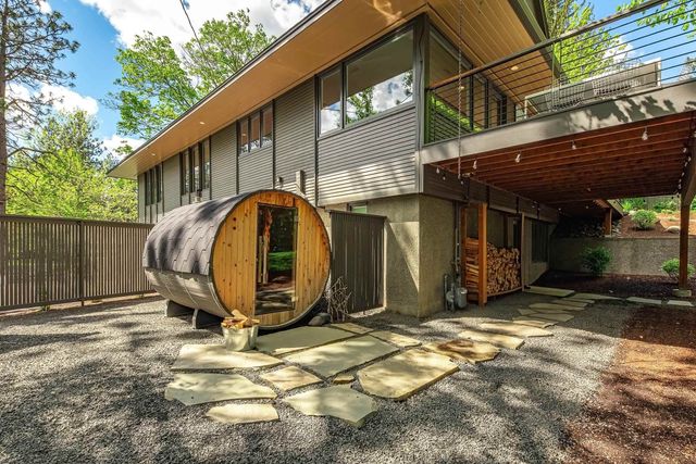 2127 S Helena St, Spokane, WA 99203