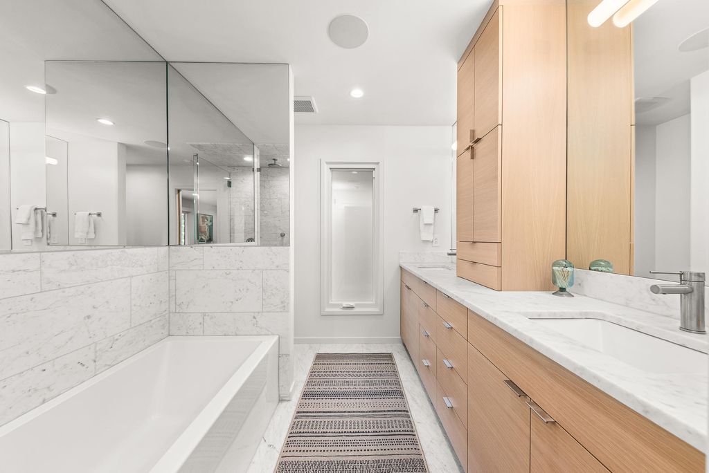 2127 S Helena St, Spokane, WA 99203 photo 16