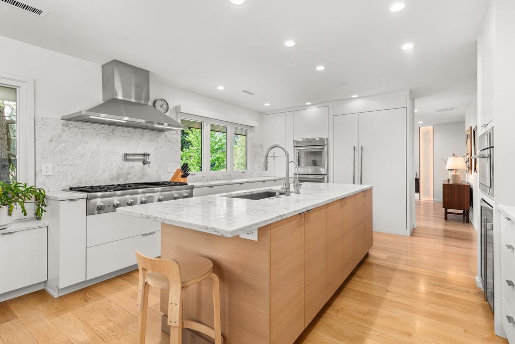 2127 S Helena St, Spokane, WA 99203 photo 28