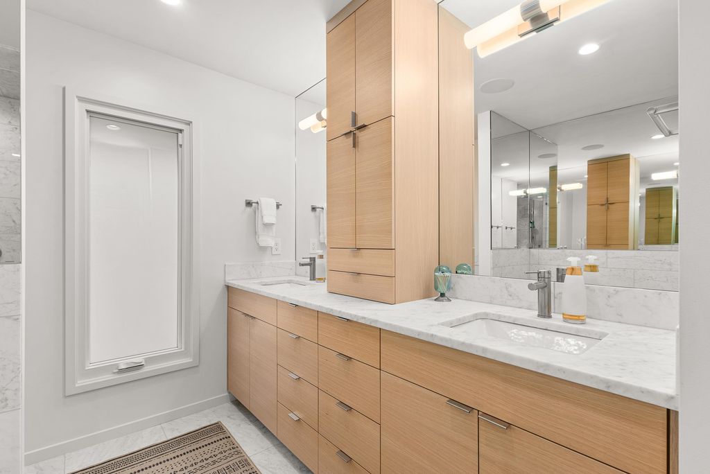 2127 S Helena St, Spokane, WA 99203 photo 32