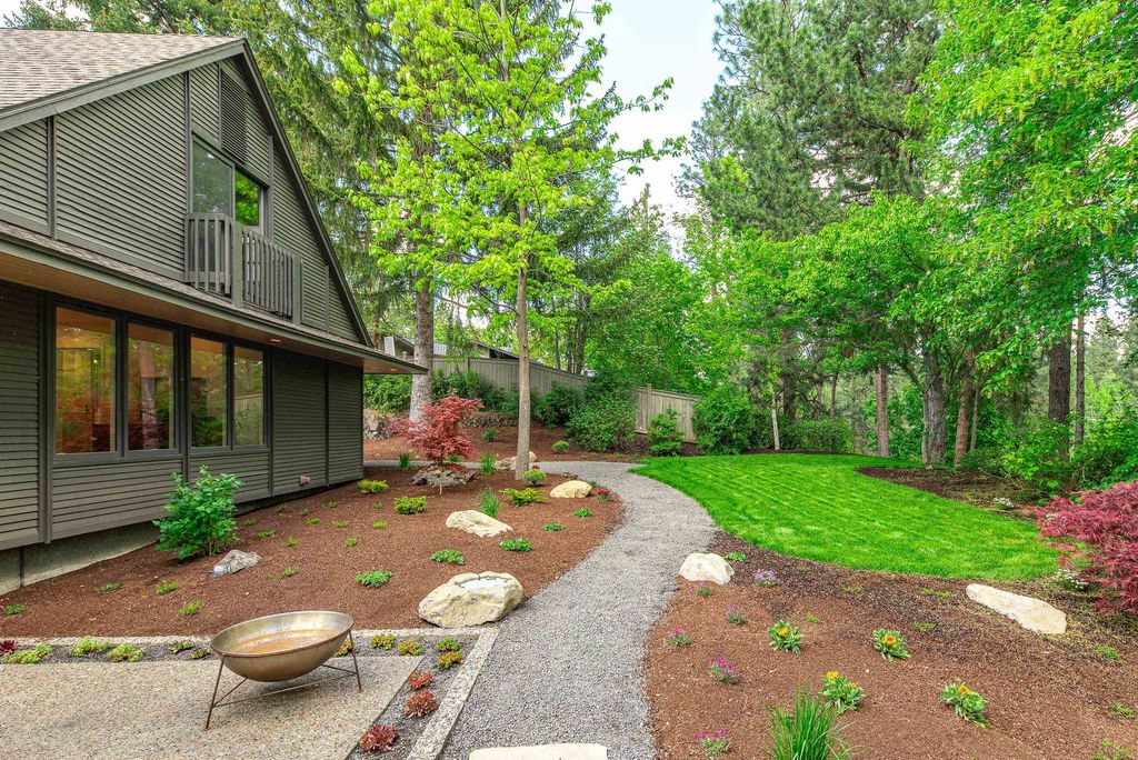 2127 S Helena St, Spokane, WA 99203 photo 45