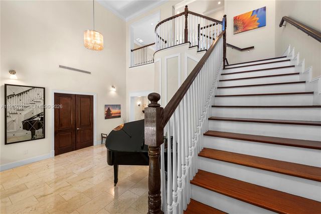 6900 SW 115th St, Pinecrest, FL 33156