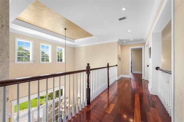 6900 SW 115th St, Pinecrest, FL 33156