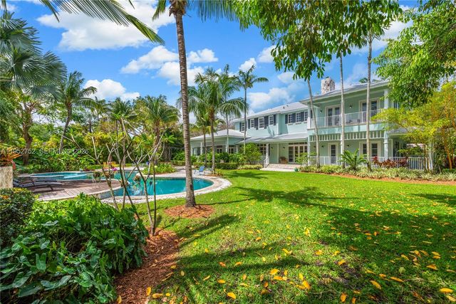 6900 SW 115th St, Pinecrest, FL 33156