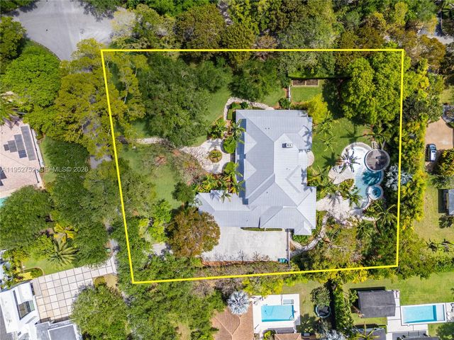 6900 SW 115th St, Pinecrest, FL 33156