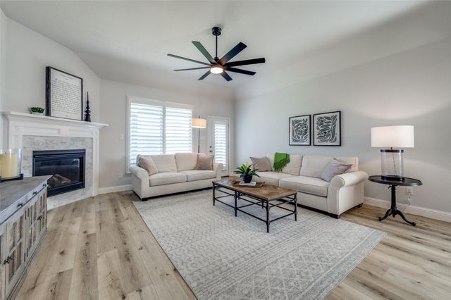 230 Fox Crossing Lane, Prosper, TX 75078