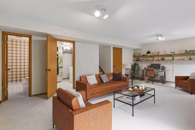 1709 Archer Court, Plymouth, MN 55447