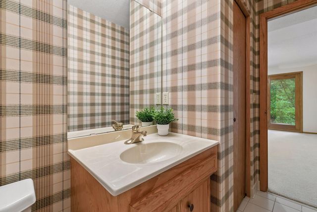1709 Archer Court, Plymouth, MN 55447