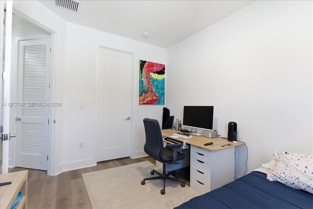 4395 NW 80th Ct, Doral, FL 33166