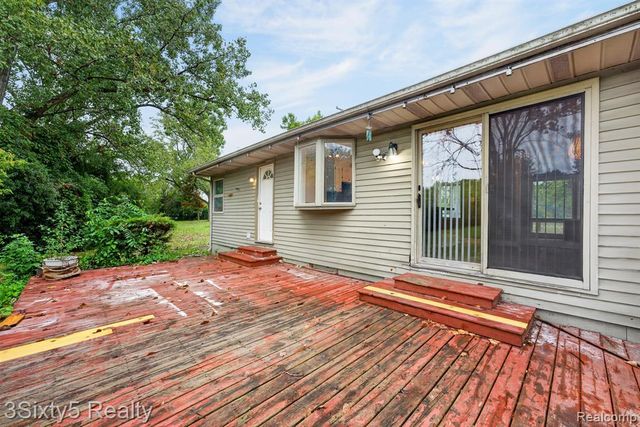 26700 Allen Road, Woodhaven, MI 48183