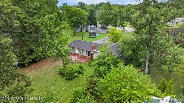 26700 Allen Road, Woodhaven, MI 48183