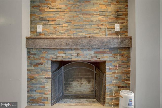 605 PROSPECT AVE, Shippensburg, PA 17257