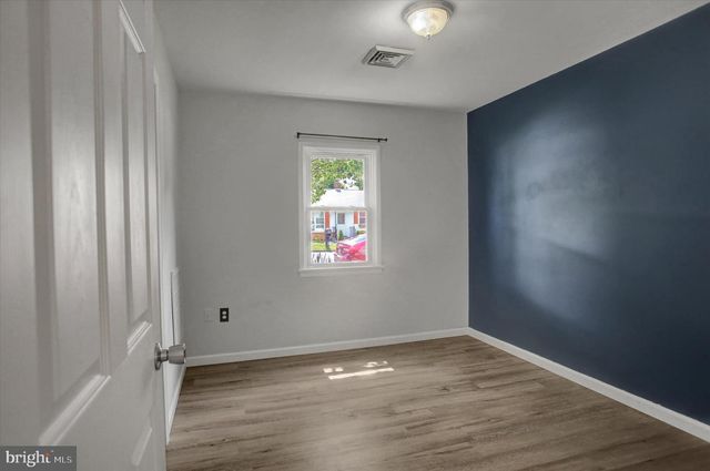 605 PROSPECT AVE, Shippensburg, PA 17257