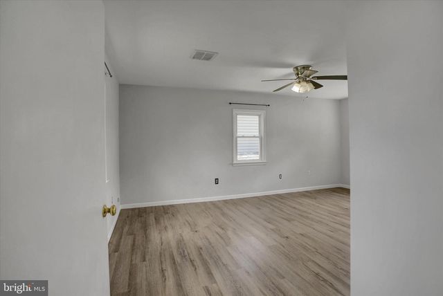 605 PROSPECT AVE, Shippensburg, PA 17257