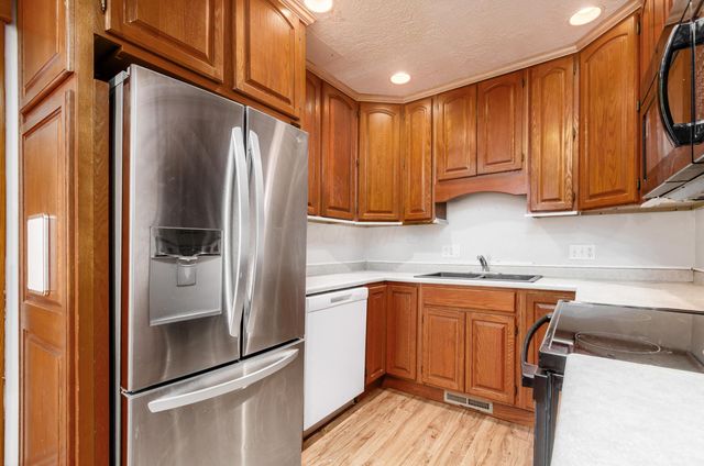 61 W Main Street, Westerville, OH 43081