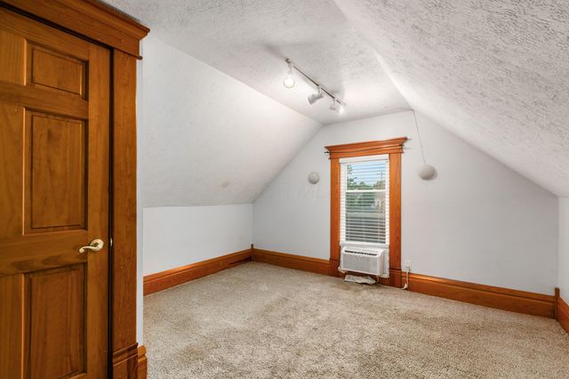 61 W Main Street, Westerville, OH 43081