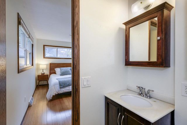 5902 Roosevelt Street, Middleton, WI 53562