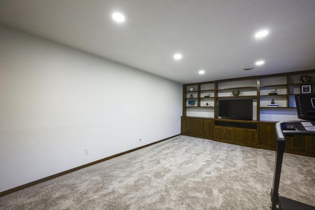 5902 Roosevelt Street, Middleton, WI 53562