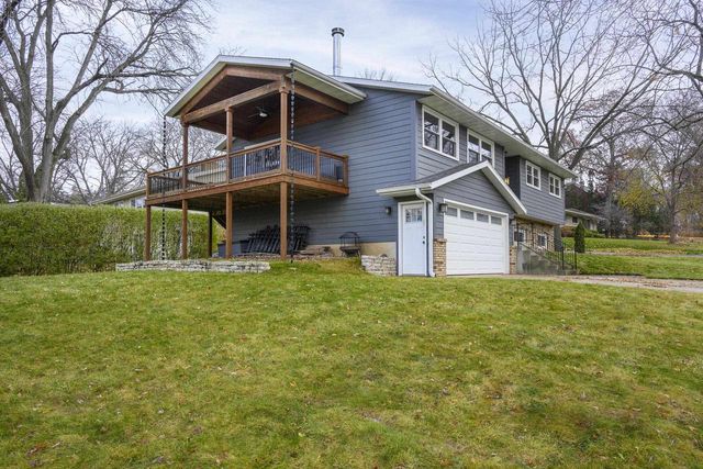 5902 Roosevelt Street, Middleton, WI 53562