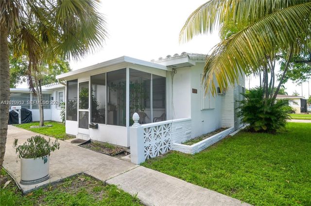 1716 N 16th Ct 1, Hollywood, FL 33020