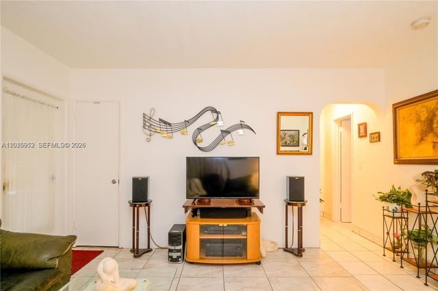 1716 N 16th Ct 1, Hollywood, FL 33020