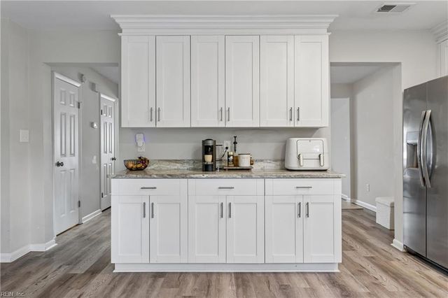 754 Quesnel DR, Virginia Beach, VA 23454