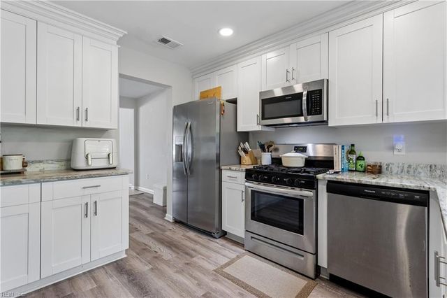 754 Quesnel DR, Virginia Beach, VA 23454