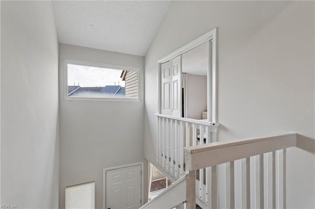 754 Quesnel DR, Virginia Beach, VA 23454