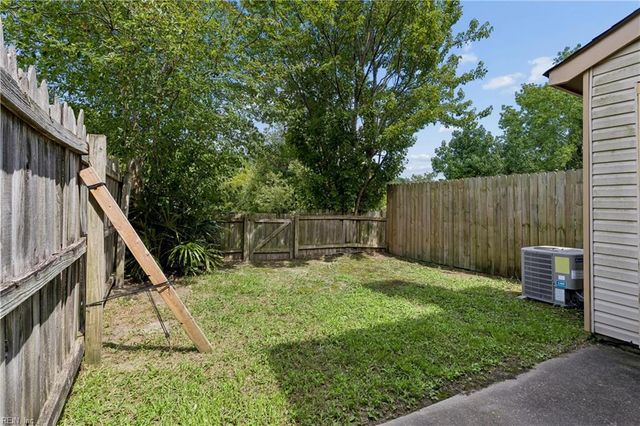 754 Quesnel DR, Virginia Beach, VA 23454