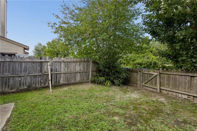 754 Quesnel DR, Virginia Beach, VA 23454